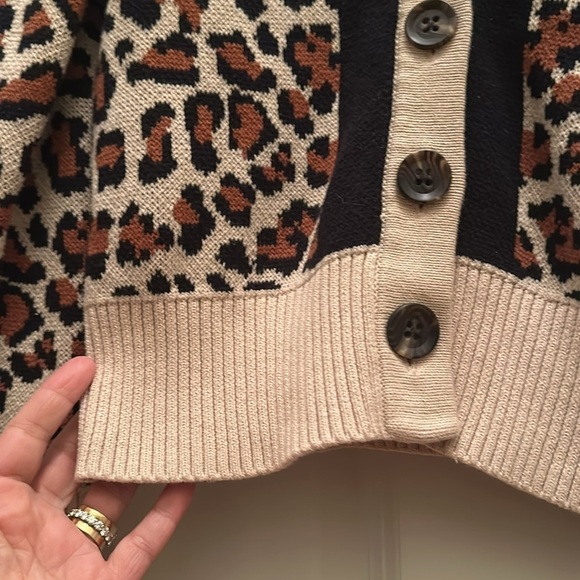CAbi Nine Lives Cardigan leopard print size XS - Picture 7 of 8